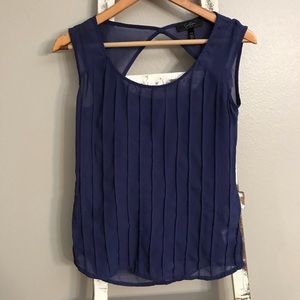 Jessica Simpson- navy tank